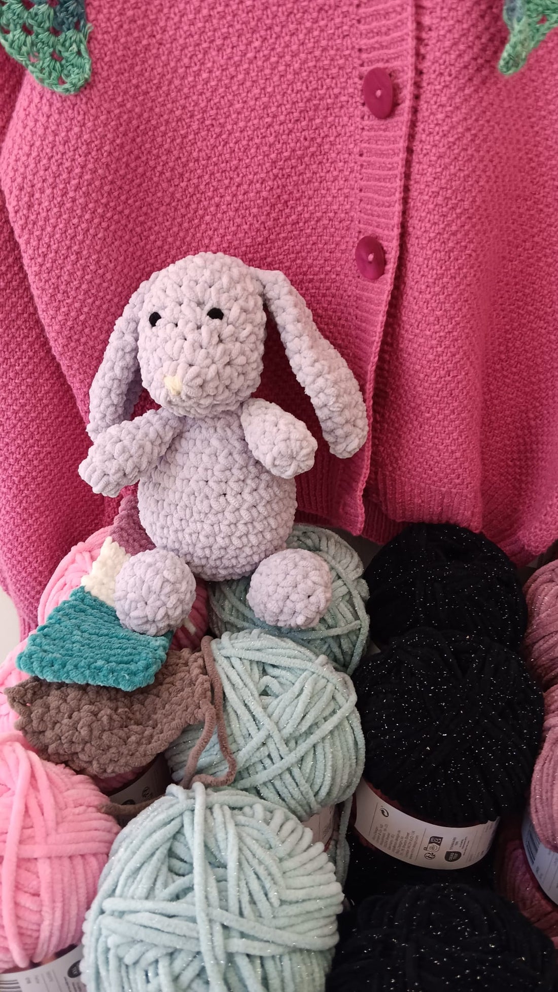 Süßer Hase aus der Chenillove von Rico Design