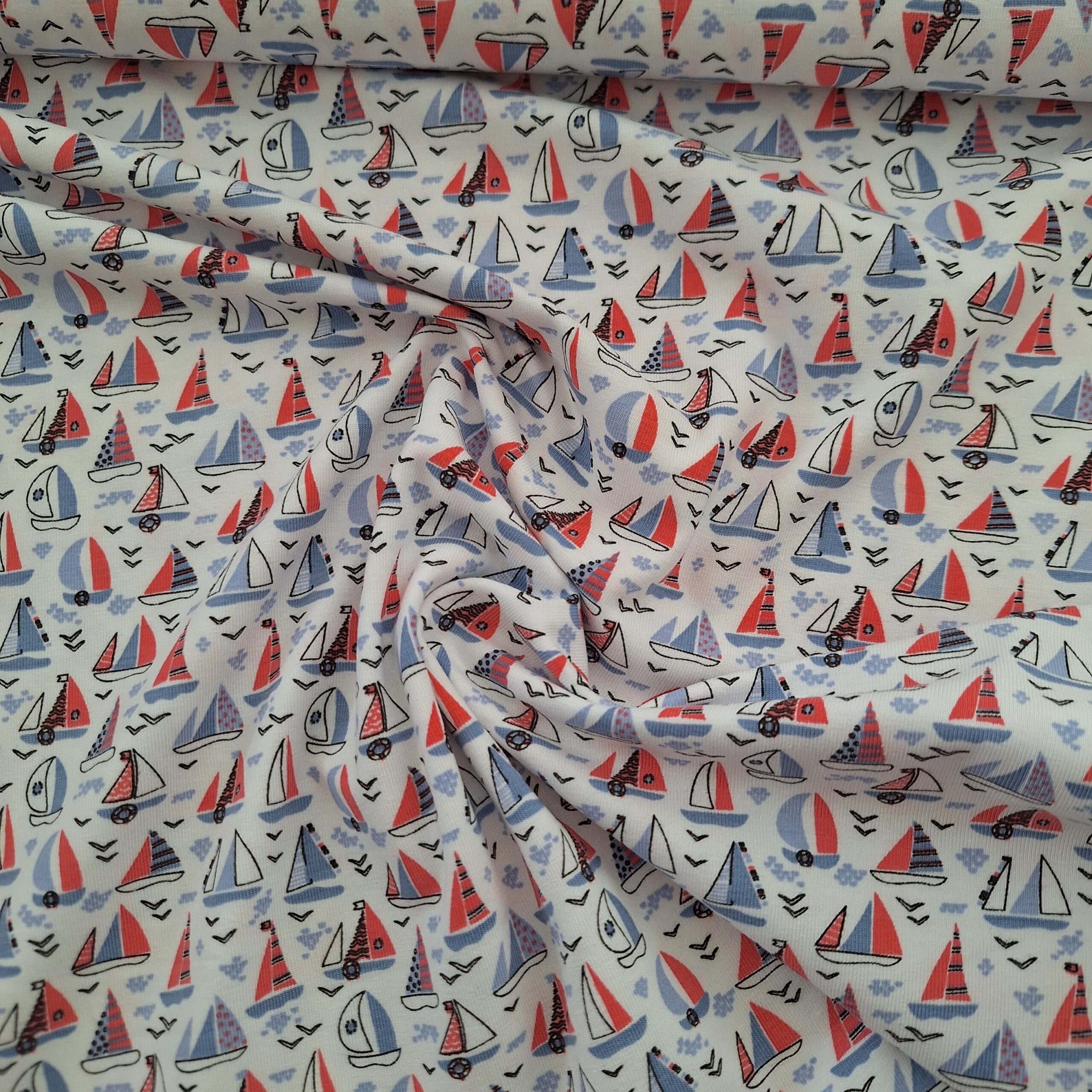 Baumwolljersey weiß mit Schiffen