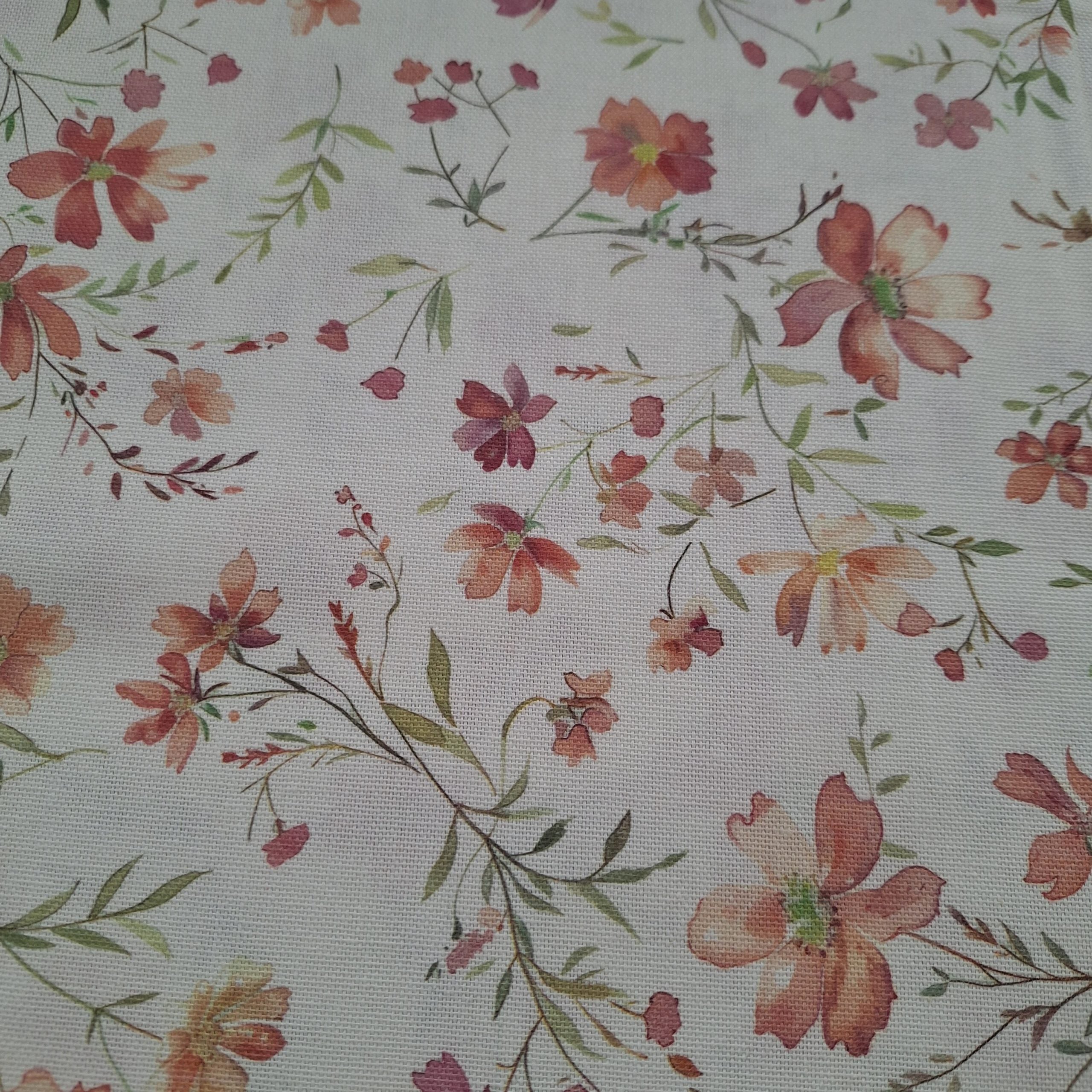 Recycelter Canvas weiß mit Blumen