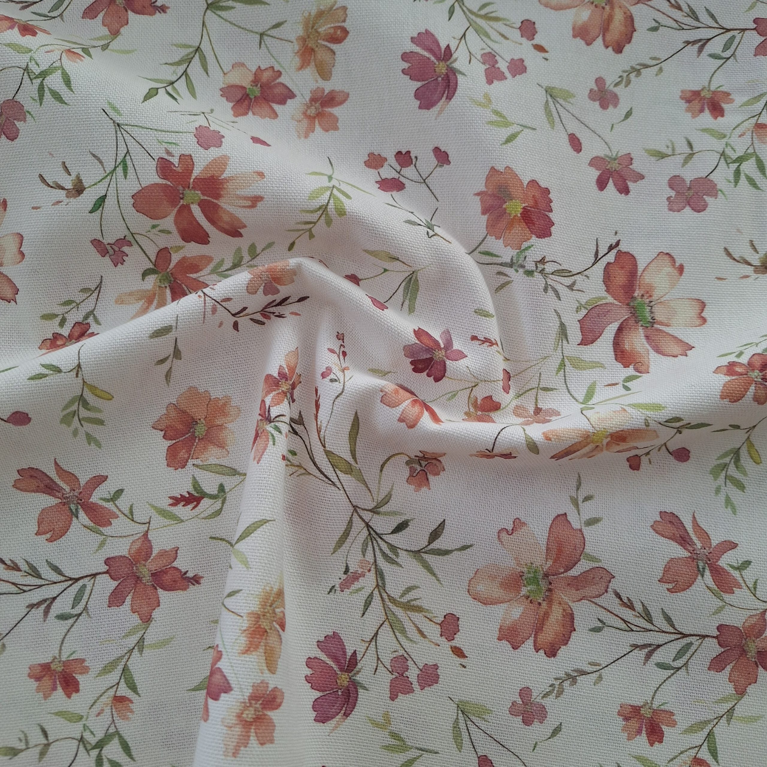 Recycelter Canvas weiß mit Blumen