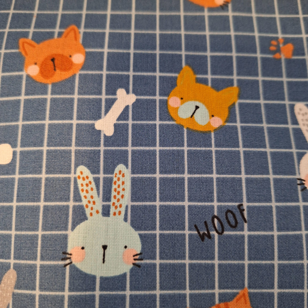 Popeline blau kariert mit Tiermotiven