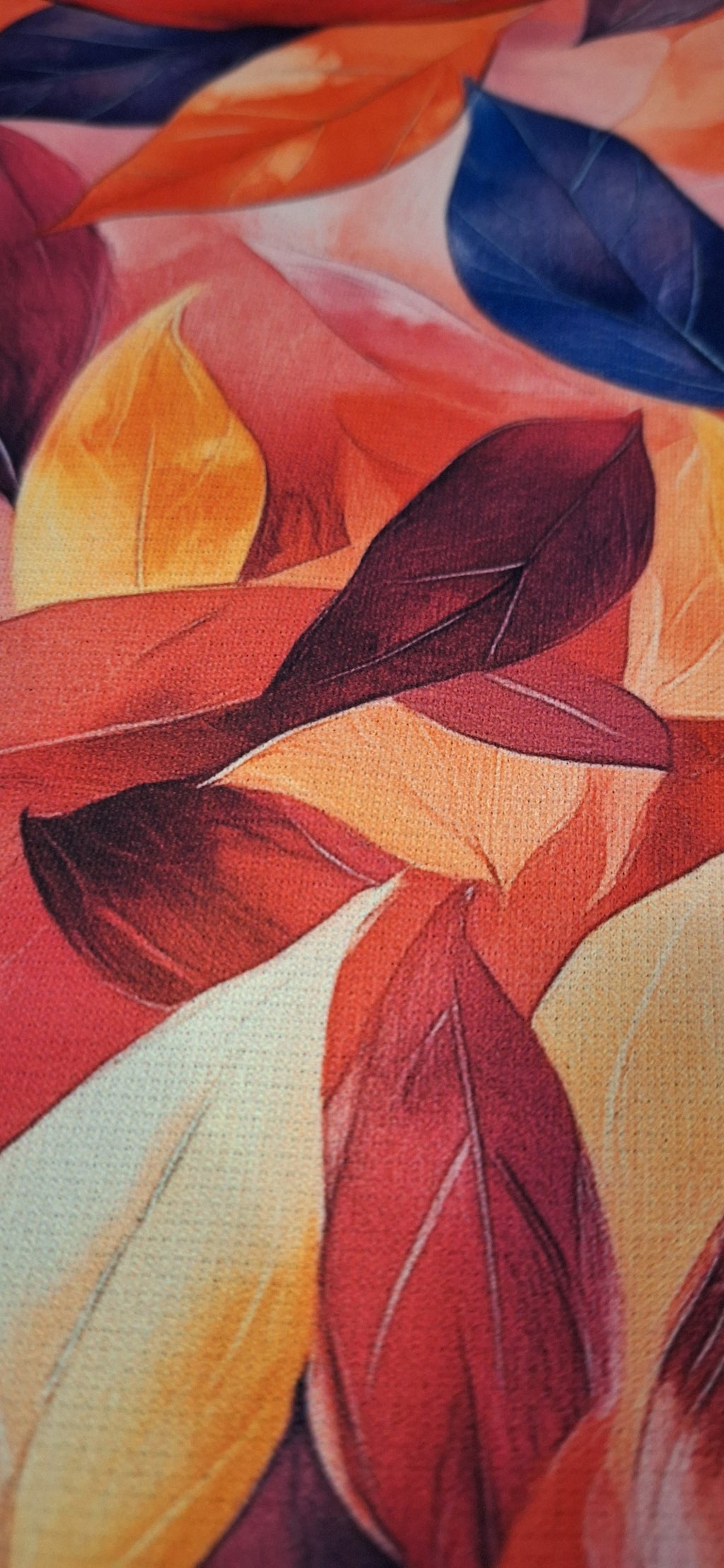 Alpenfleece koralle mit Blättermotiven (Digitaldruck)