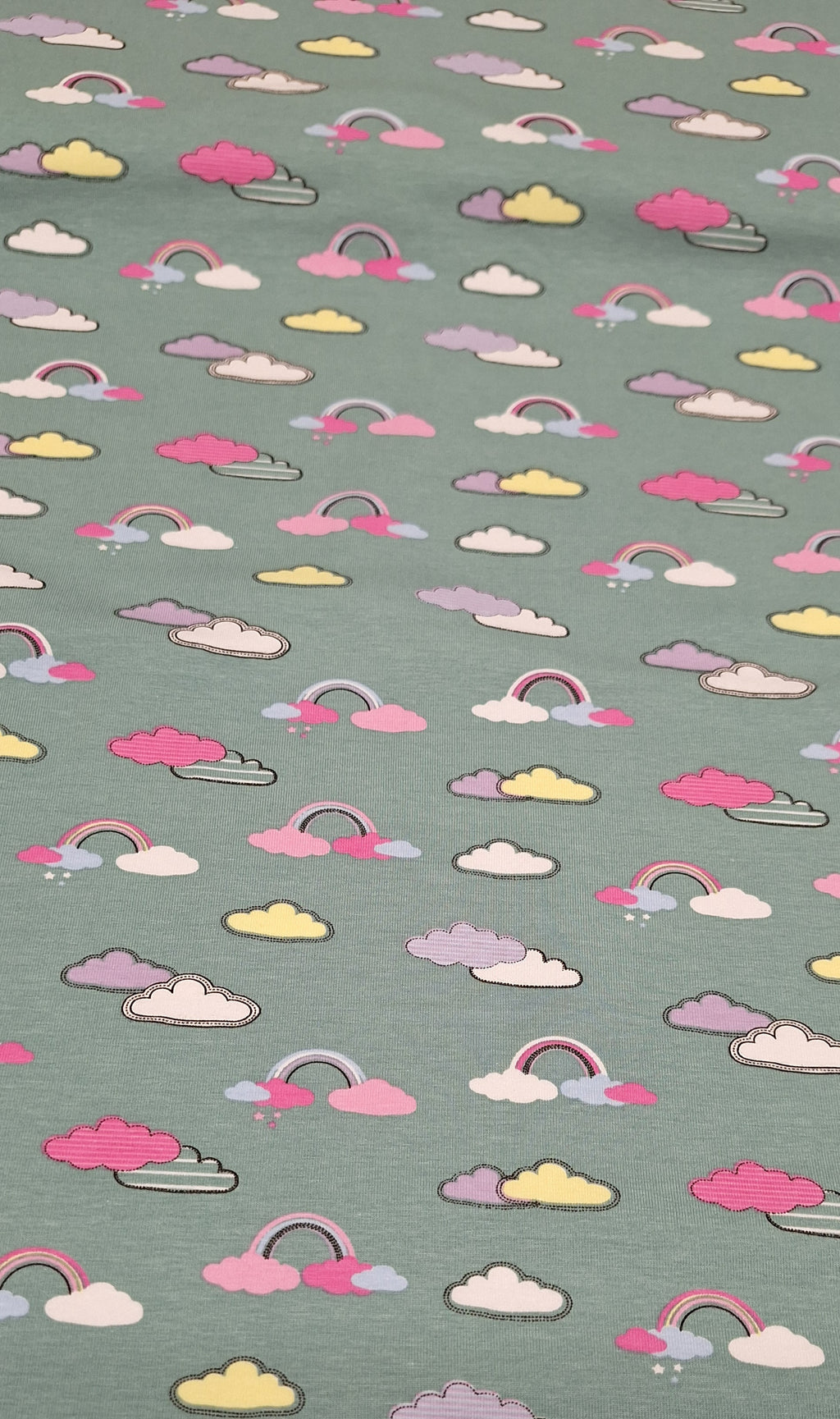 Baumwolljersey dunkelgrün mit Wolken