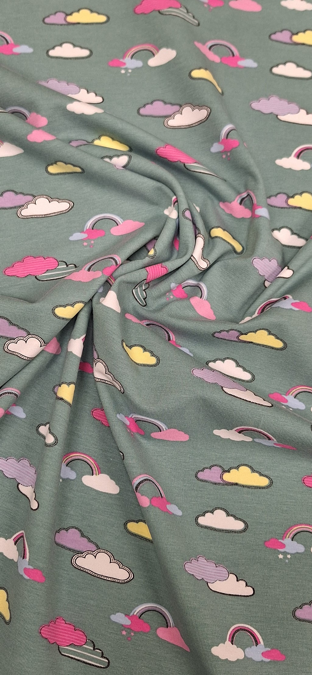 Baumwolljersey dunkelgrün mit Wolken