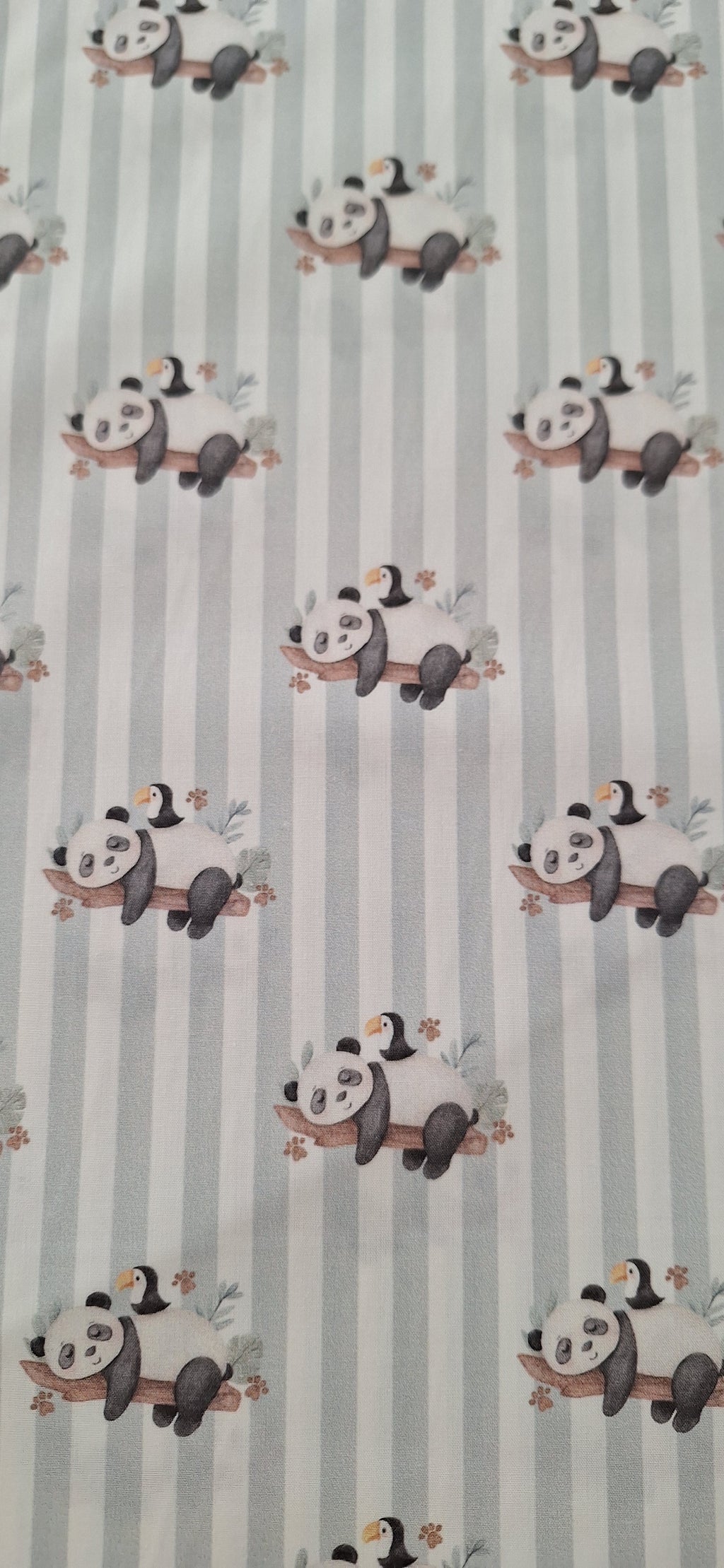 Popeline weiß-grün gestreift mit Pandabären