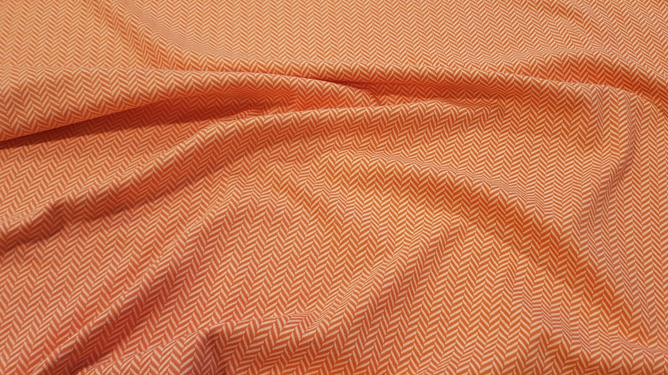 Bio-Jacquard rot/weiß Fischgrätenmuster (GOTS-zertifiziert)