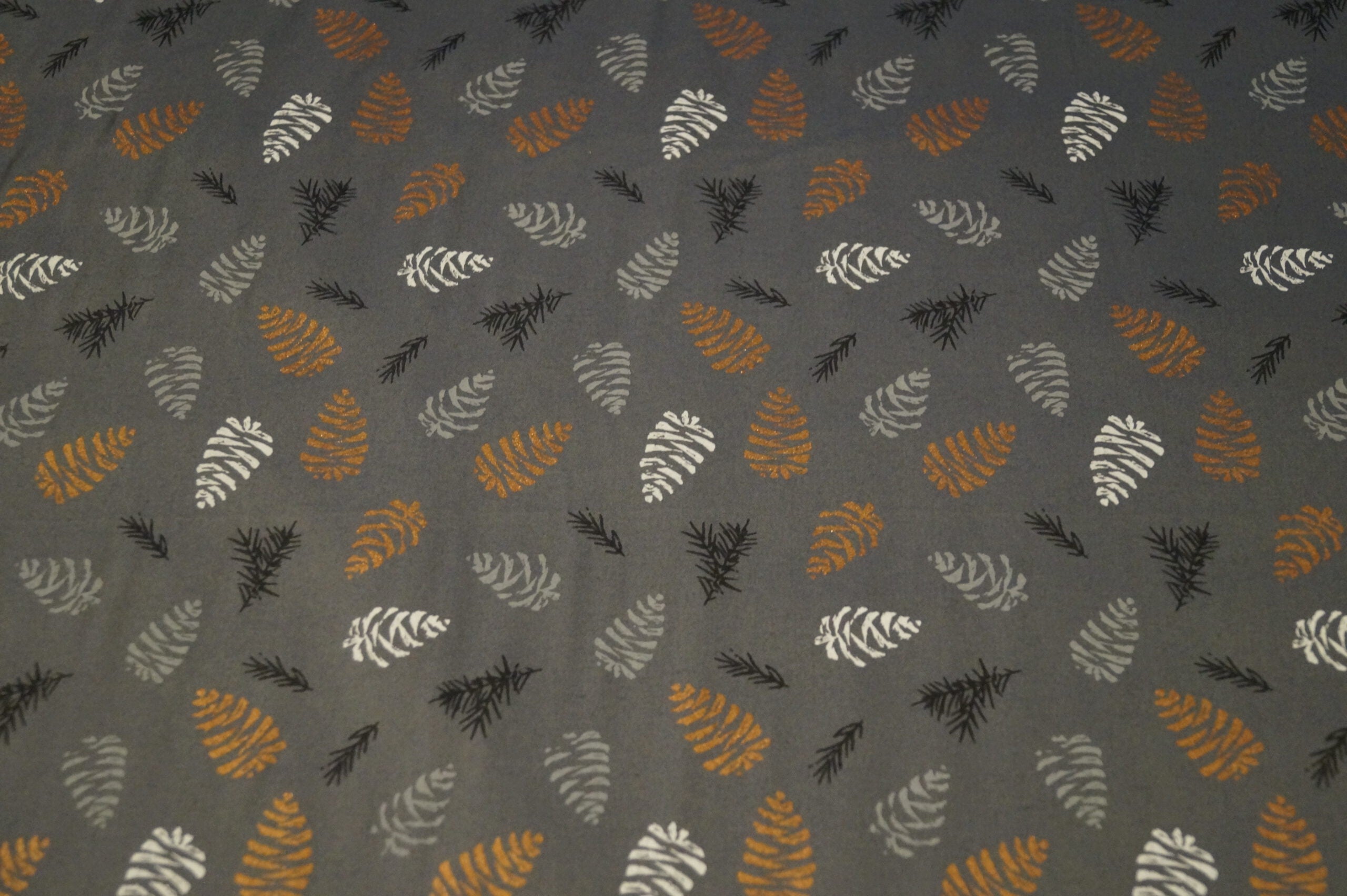 Popeline dunkelgrau mit Eicheln