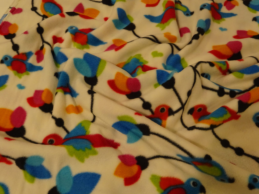 Fleece weiß mit Vögeln