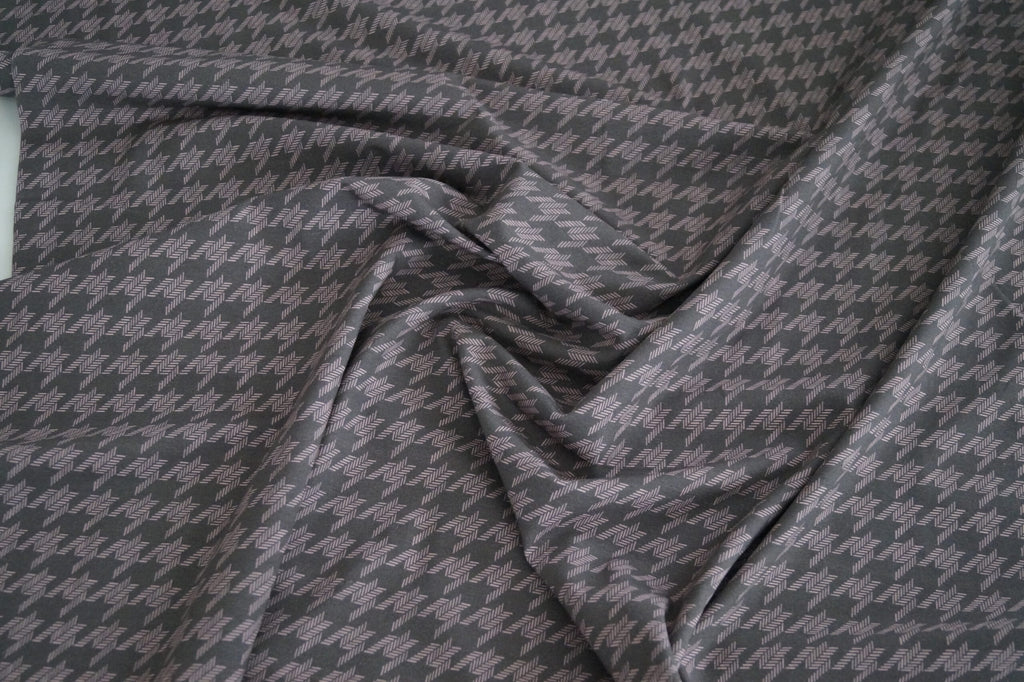 Baumwolljersey braun/rosa in Hahnentritt-Optik