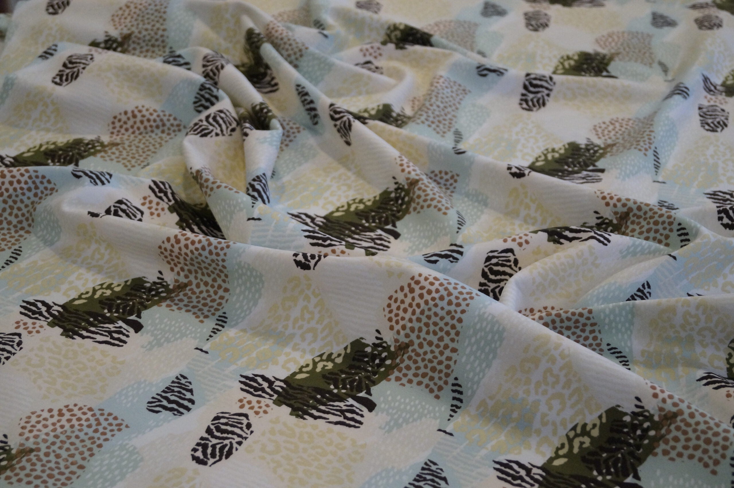 French Terry gemustert weiß/ braun/ grün