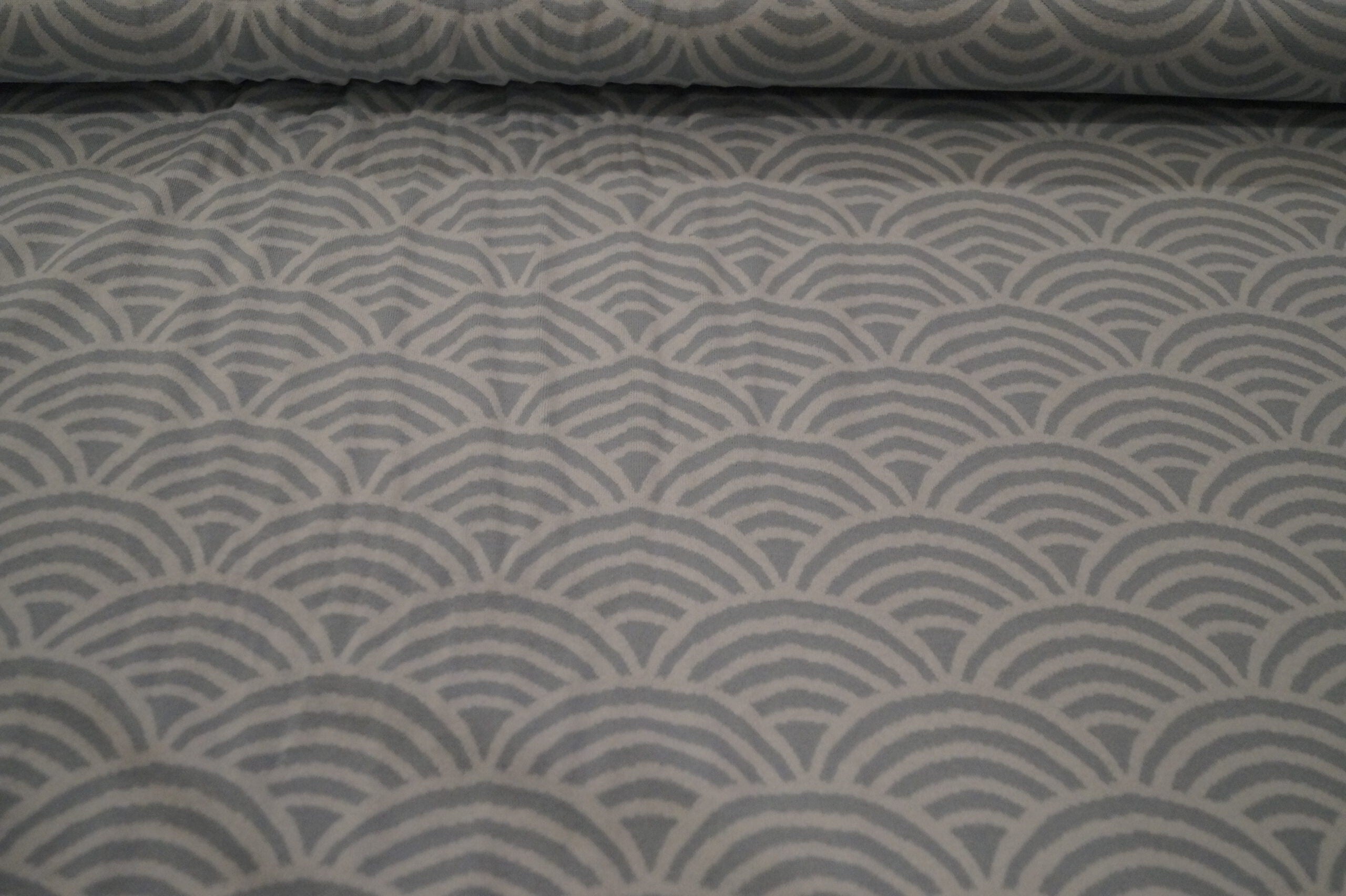 Bio-Jacquard türkis mit Regenbogenformen (GOTS-zertifiziert)