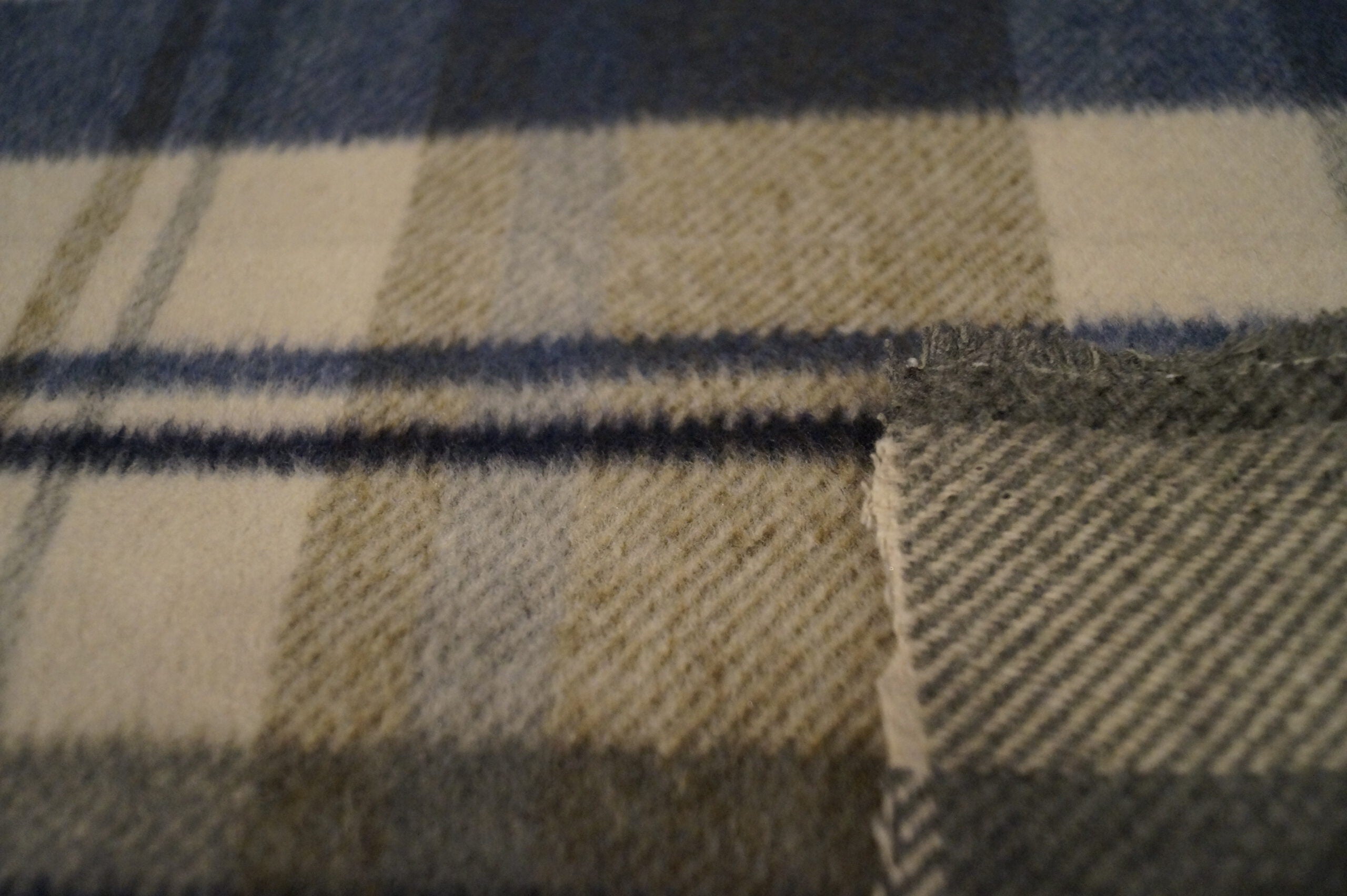 Mantelflausch braun/blau kariert