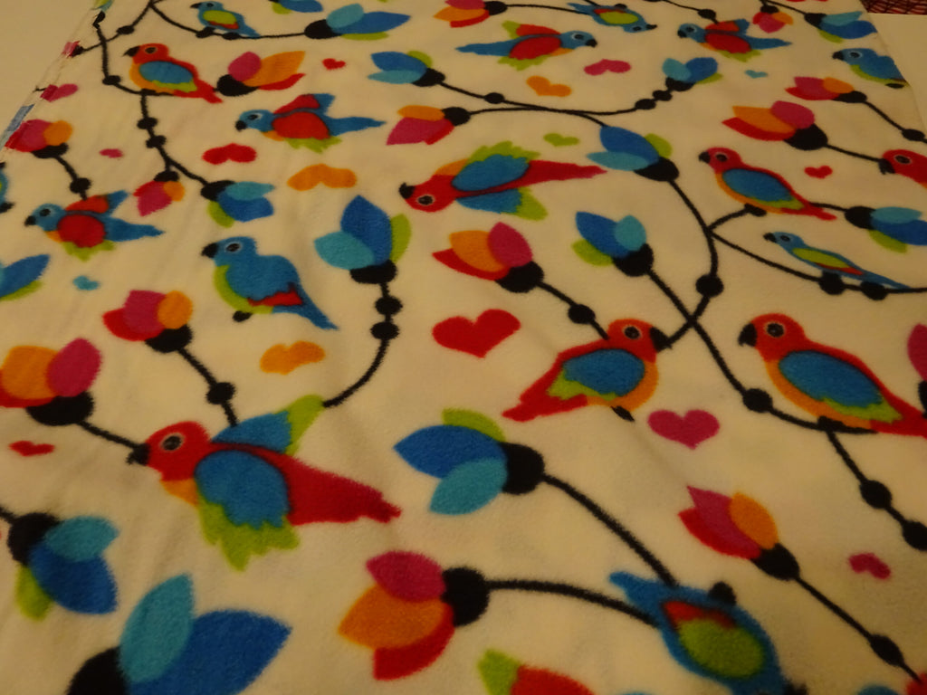 Fleece weiß mit Vögeln