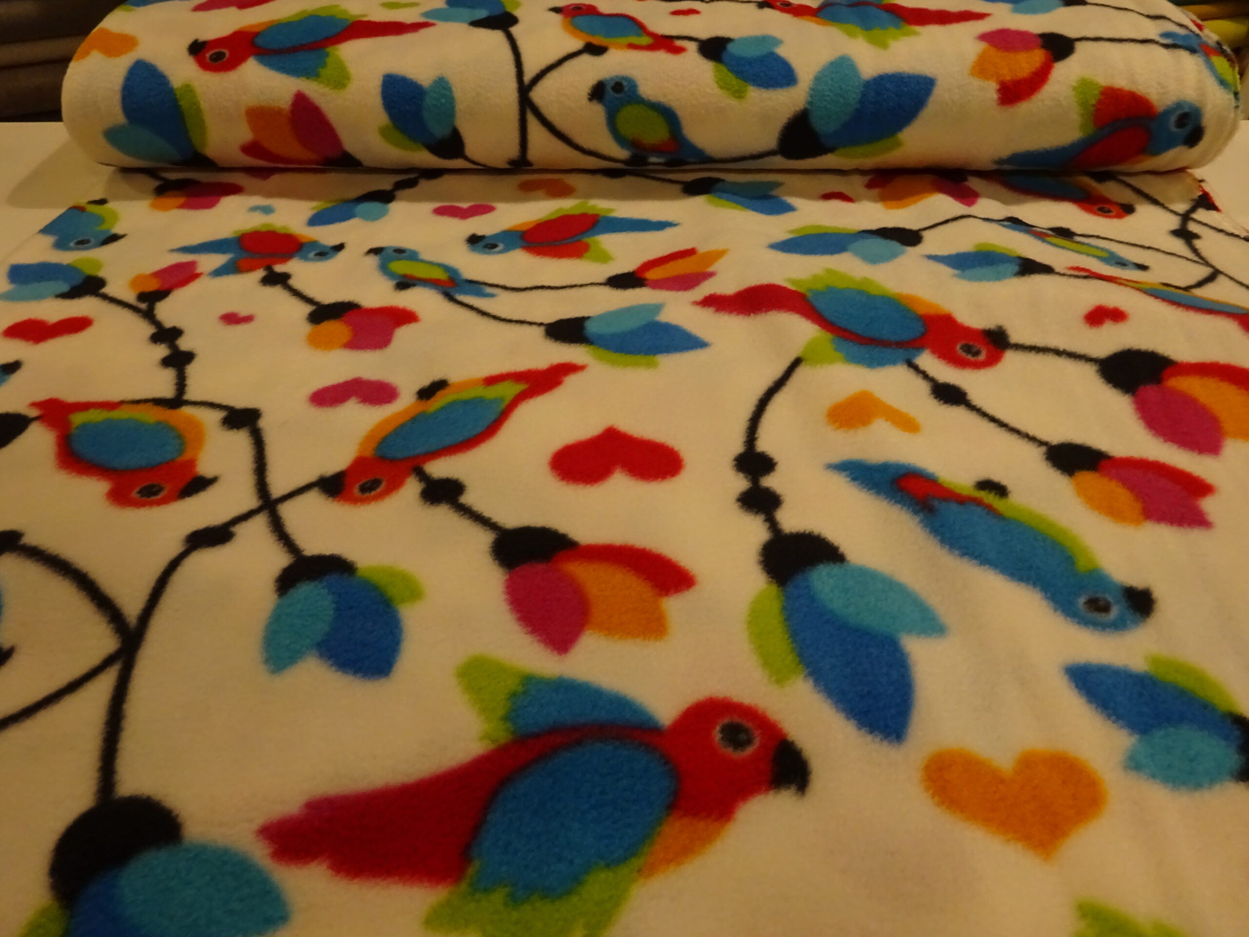 Fleece weiß mit Vögeln