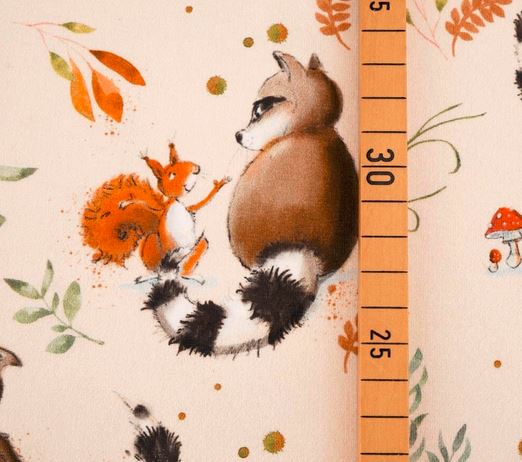 Bio-Baumwolljersey beige mit Waldtieren (GOTS-zertifiziert)