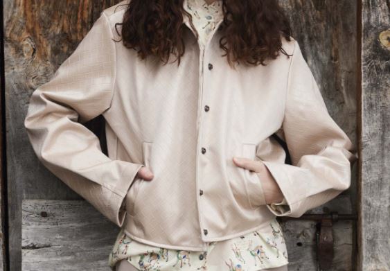 Kunstleder elfenbeinweiß in Flechtoptik